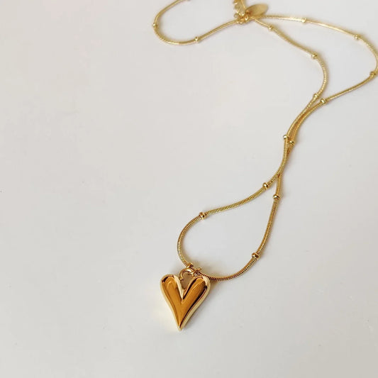 Solice heart necklace