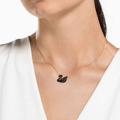 BLACK SWAN NECKLACE