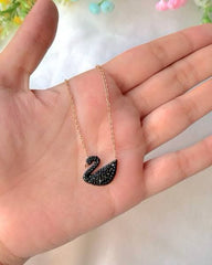 BLACK SWAN NECKLACE