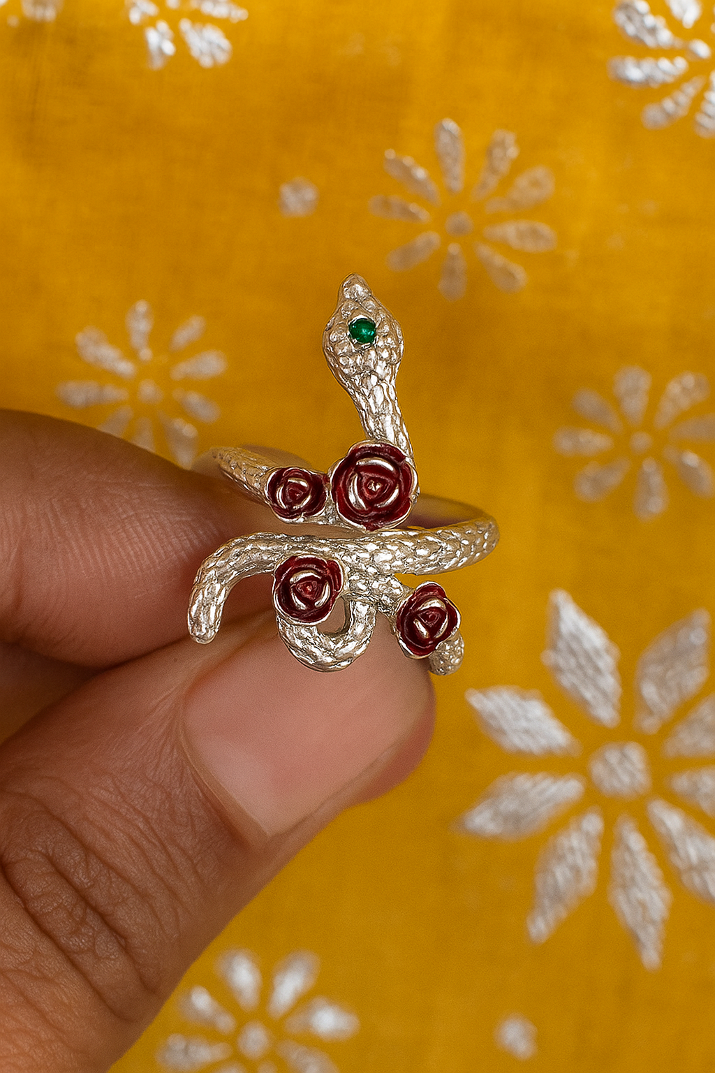 Elegant Snake Ring – Stainless Steel Fashion Jewelry