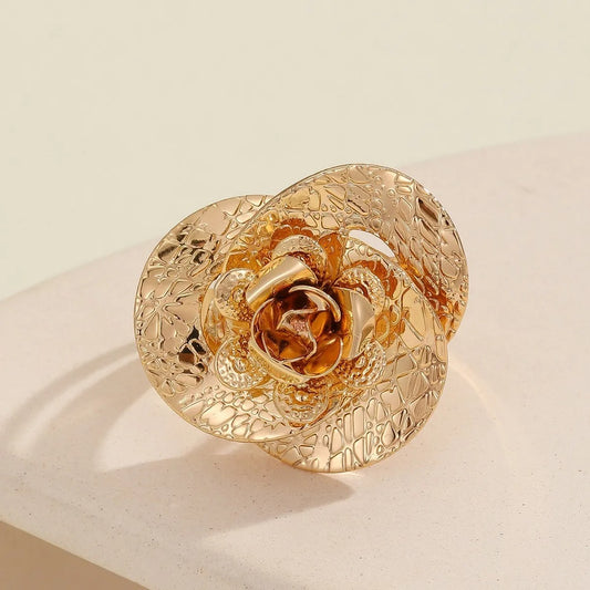 Rose Luxe Ring | Elegant Gold Rose Women’s Jewelry