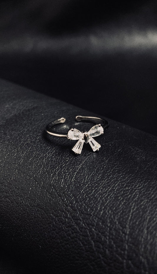Adjustable Crystal Ribbon Ring – Elegant Silver Jewelry for Women | LuxyHub