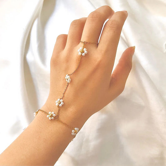 Bloom Grace Hand Bracelet – Floral Charm Jewelry